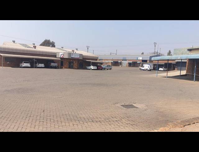INDUSTRIAL PROPERTY TO RENT IN SILVERTON